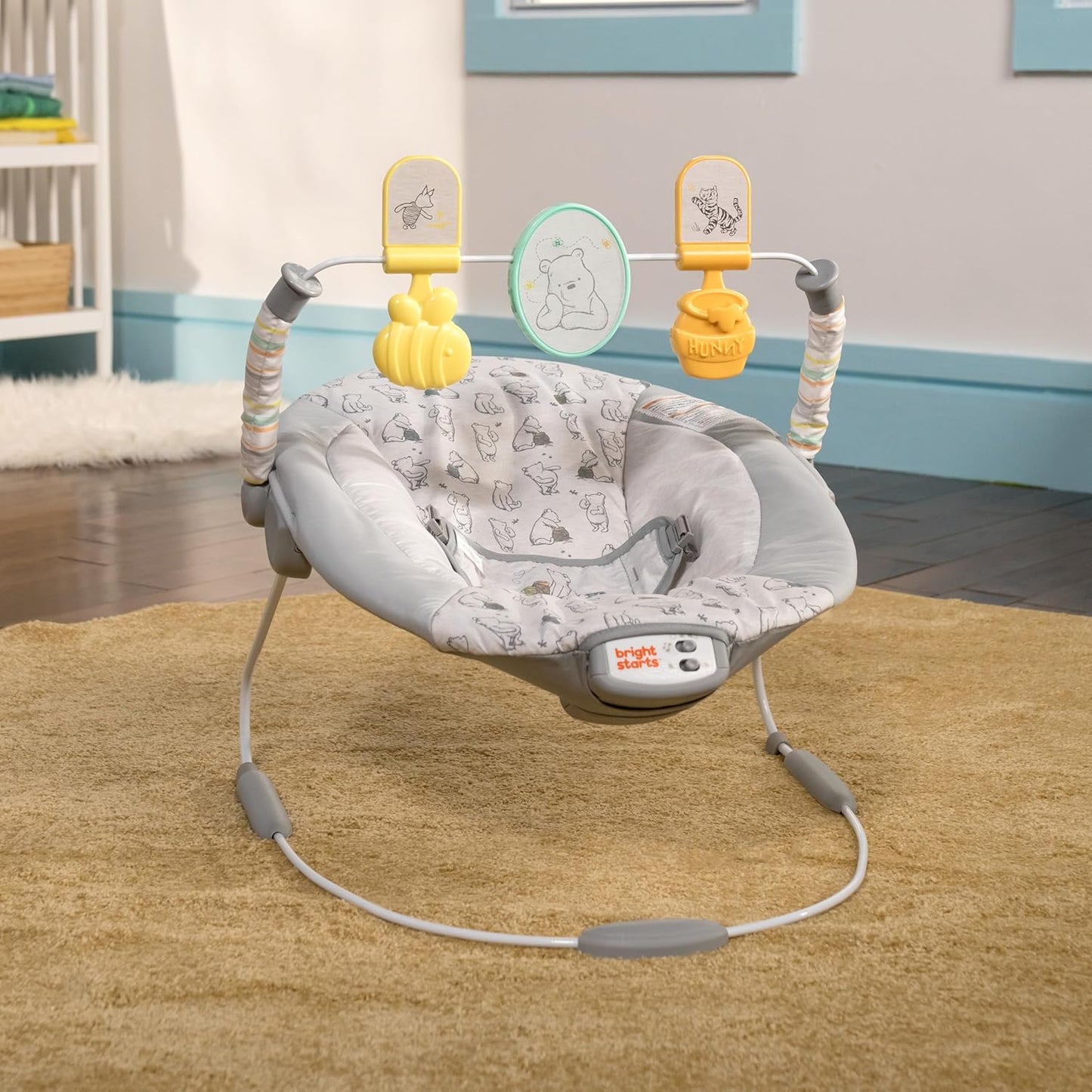 Disney Baby Winnie the Pooh Classic Pals Vibrating Baby Bouncer Seat with Melodies & Toys, Unisex, 0-6 Months