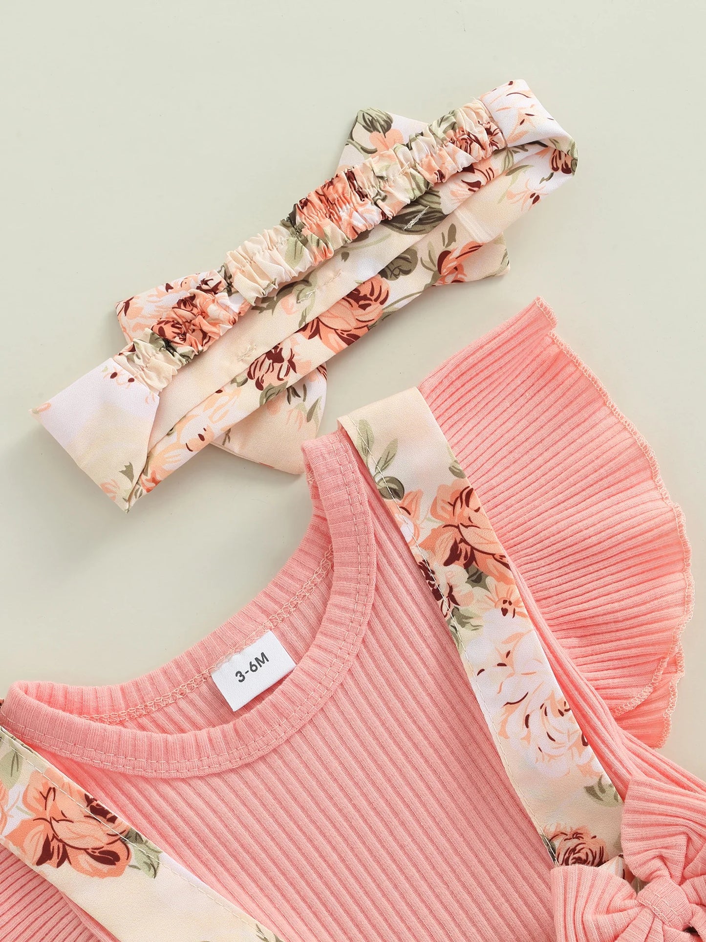 2PCS Infant Baby Girls Summer Romper Clothes Set 0 3 6 9 12 18 Months Pink Floral Printed Pattern Fly Sleeves Romper and Bow Knot Headdress