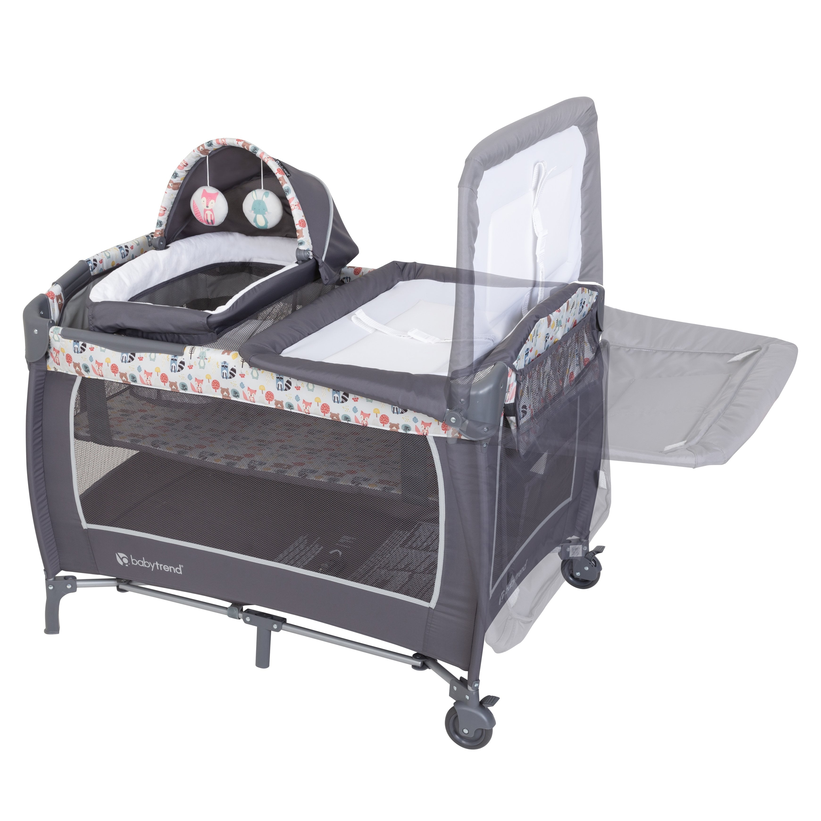 Lil Snooze Deluxe II Nursery Center Playard – Full-Size Bassinet, Changing Table & Tote Bag