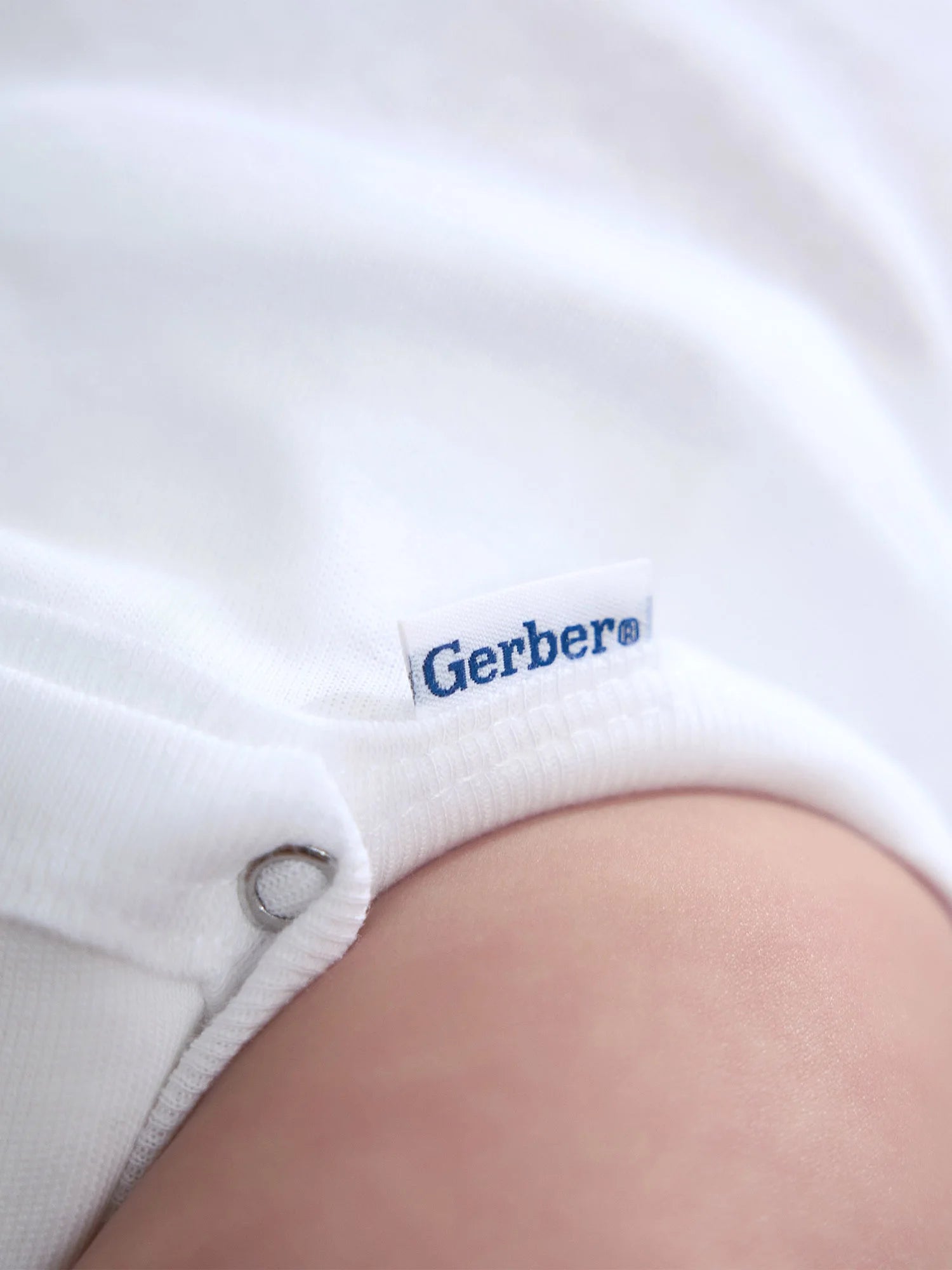 Gerber Gender Neutral Leisure White Long Sleeve Cotton Bodysuit, 3-Pack, Sizes Preemie - 24 Months