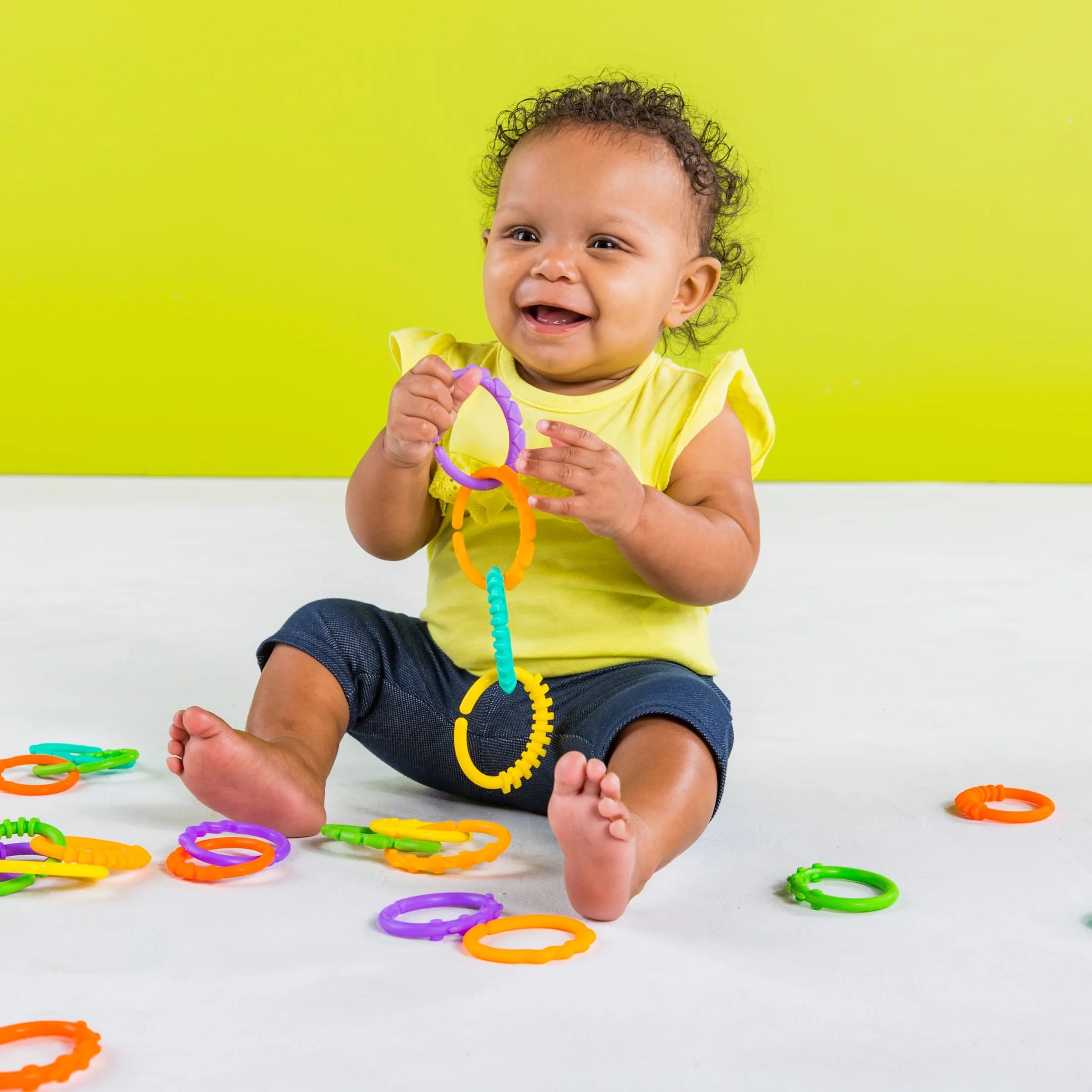 Lots of Links Take-Along Toys, Ages Newborn +