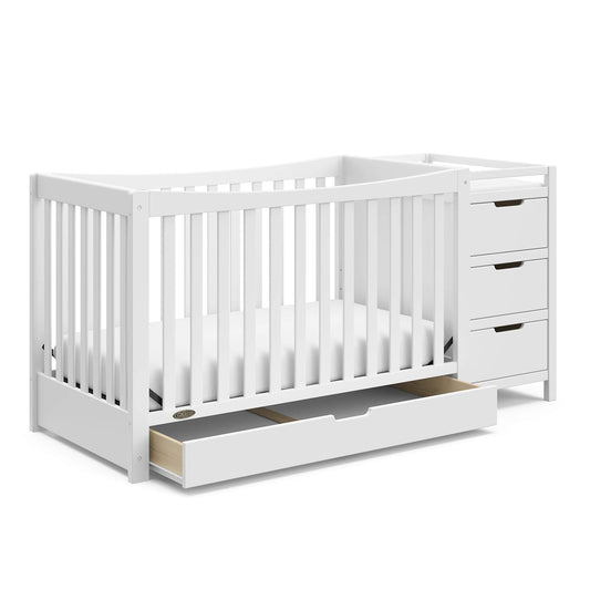 Graco Remi 4-In-1 Convertible Crib & Changer with Drawer (White) – GREENGUARD Gold Certified, Crib and Changing Table Combo, Includes Changing Pad, Converts to Toddler Bed, Daybed and Full-Size Bed