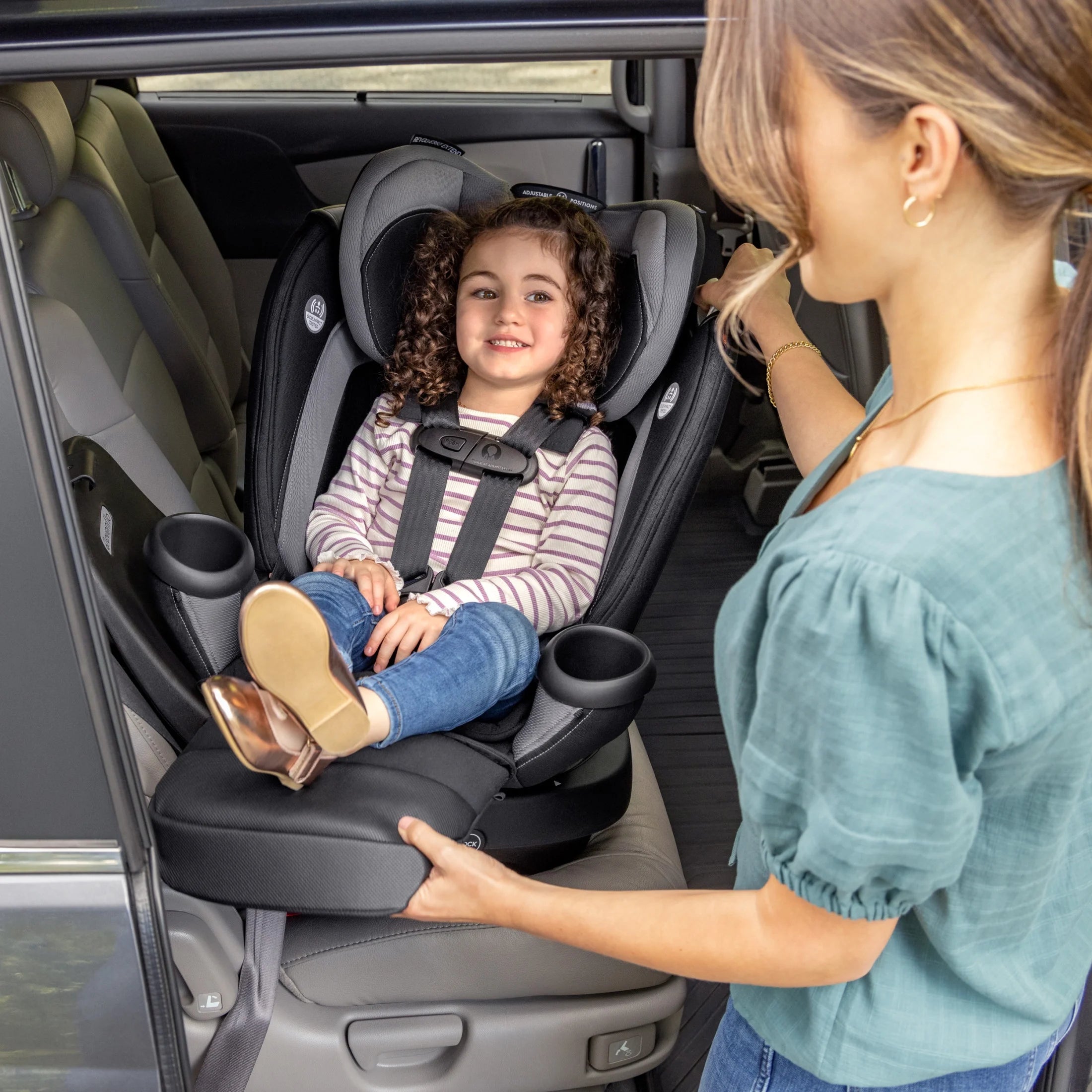Revolve360 Extend All-In-One Rotating Car Seat with Quick Clean Cover, Rowe Pink