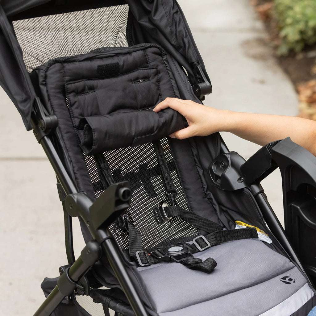 Passport Seasons Travel System (With Ez-Lift™ Infant Car Seat)