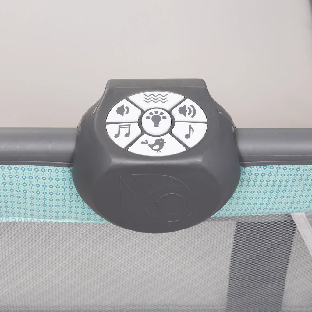 Baby Trend Lil Snooze Deluxe III Nursery Center Playard with Portable Bassinet, Cozy Mint