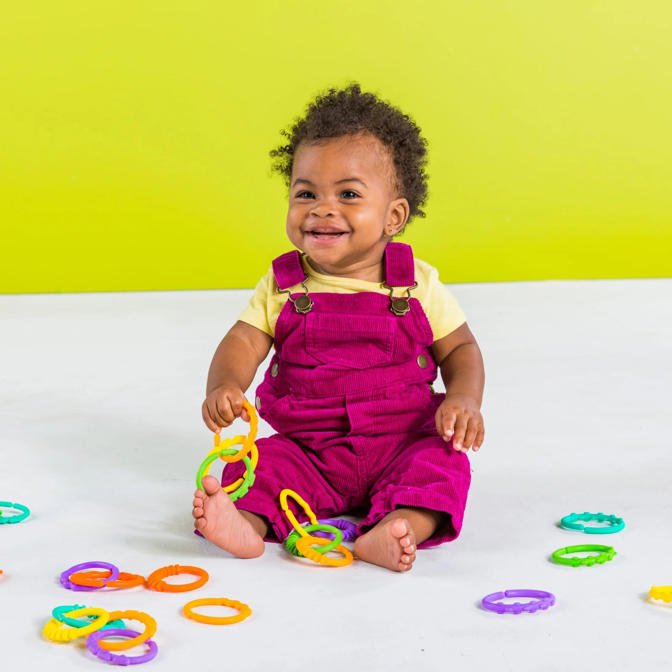 Lots of Links Take-Along Toys, Ages Newborn +