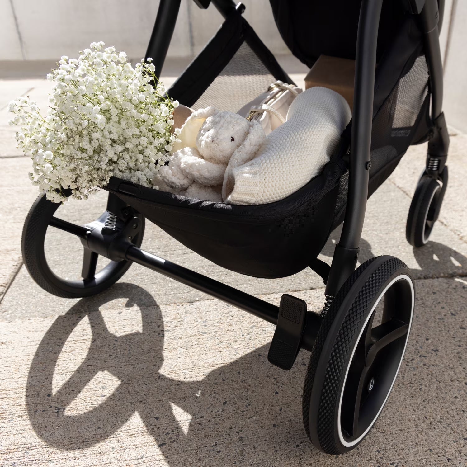 Shyft Intuiti+ Stroller, Dubhan Black