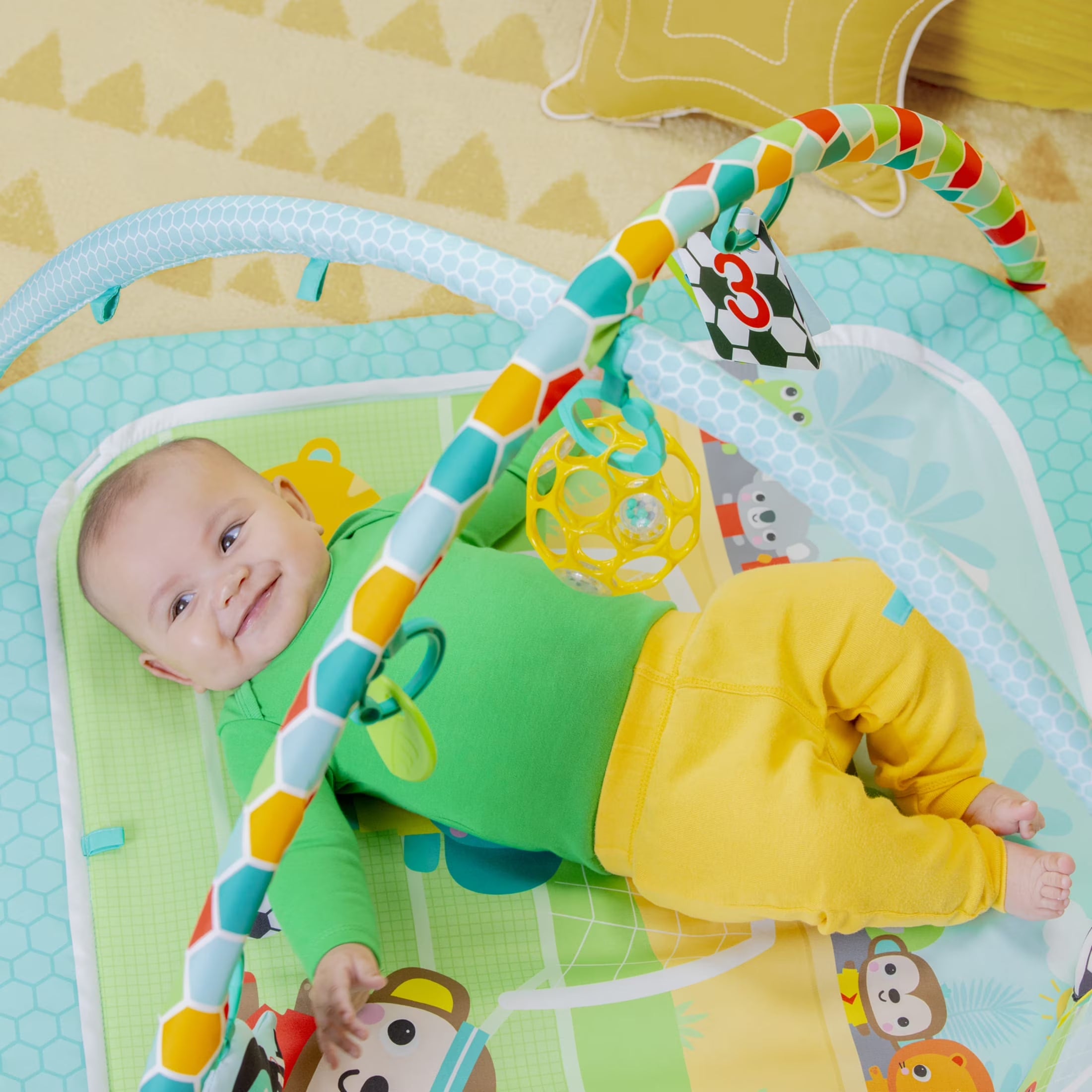 Grip & Kick Oball Activity Gym, Soccer, Unisex, Newborn